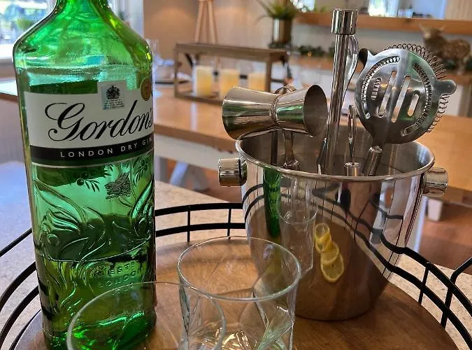 Hollicarrs - Dragonfly *